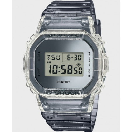 CASIO G-SHOCK DW-5600SK-1ER